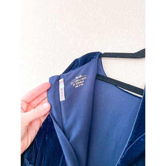 Billieblush Girls Navy Embroidered Velvet Dress, Size 10 - Picture 4 of 4